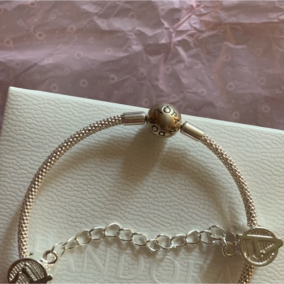 Pandora Moments Mesh Bracelet w/ NEW Marvel Themed Charms Bracelet - Picture 12 of 16